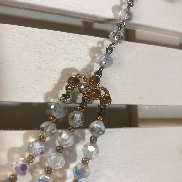 Vintage Aurora Borealis triple strand beaded necklace. - Picture 4 of 5